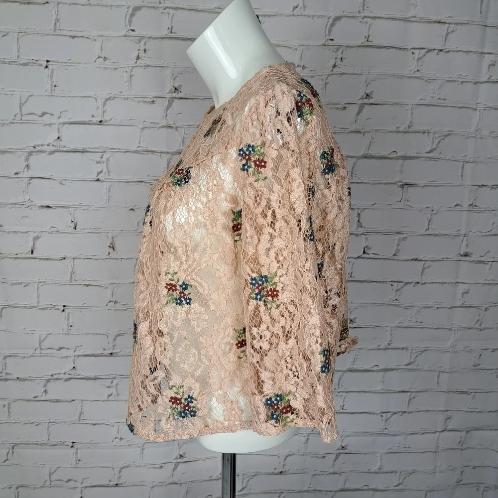 𝅺Zara Lace Floral Cropped top‎ - Picture 7 of 12
